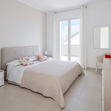 Dolcevitasuites - Modern 3 Bdr Villa In S. Lorenzo Reitani Екстериор снимка