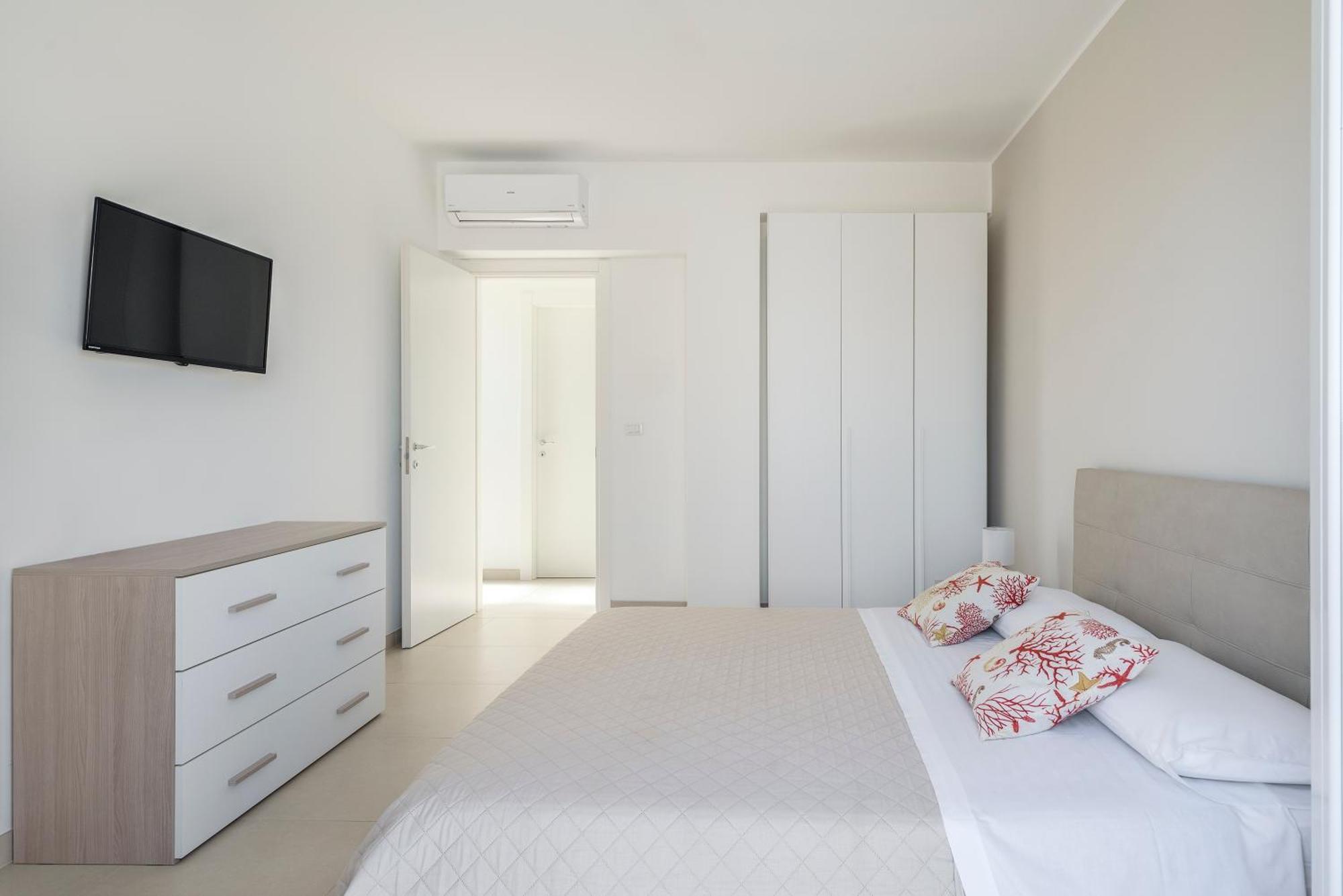 Dolcevitasuites - Modern 3 Bdr Villa In S. Lorenzo Reitani Екстериор снимка