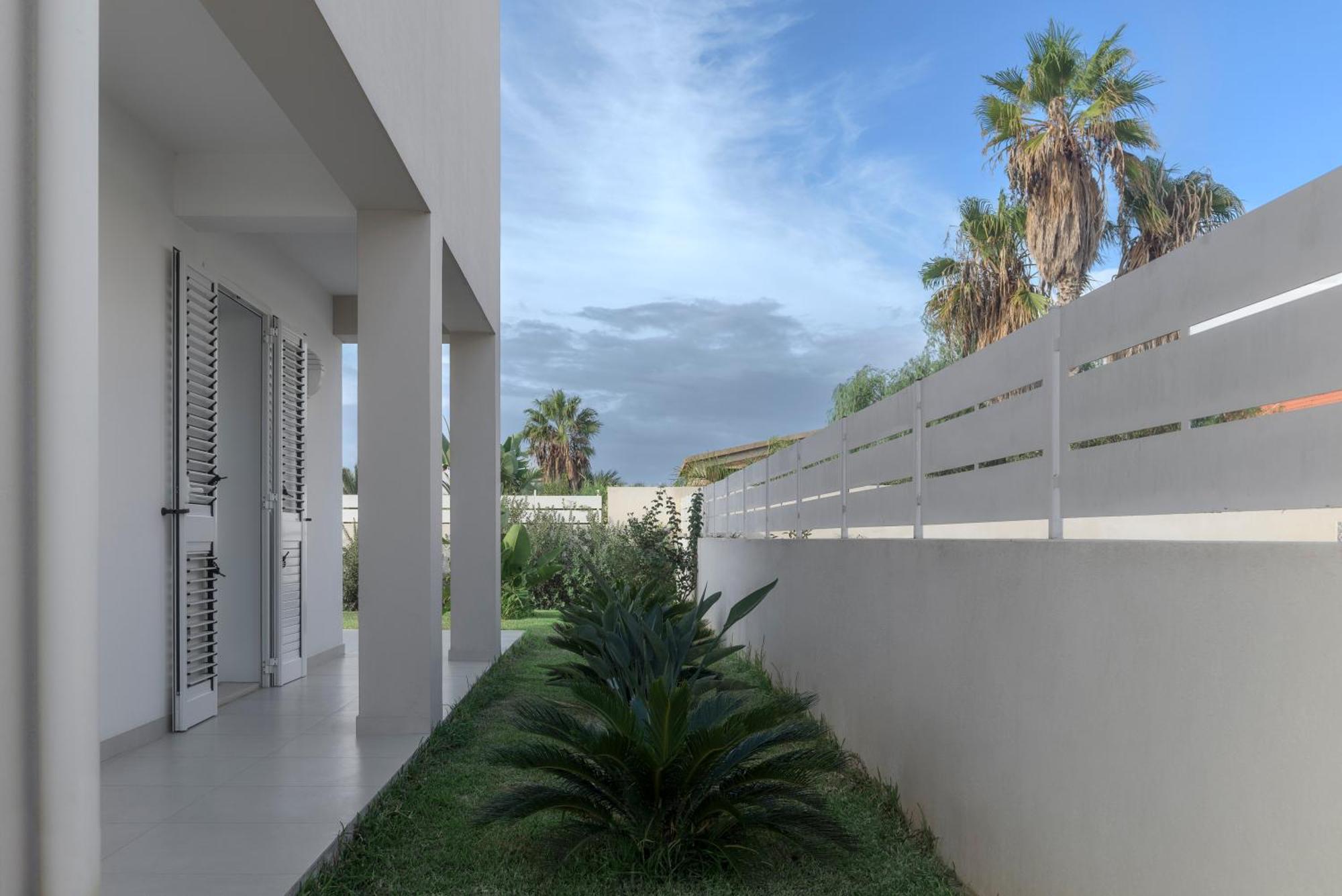 Dolcevitasuites - Modern 3 Bdr Villa In S. Lorenzo Reitani Екстериор снимка