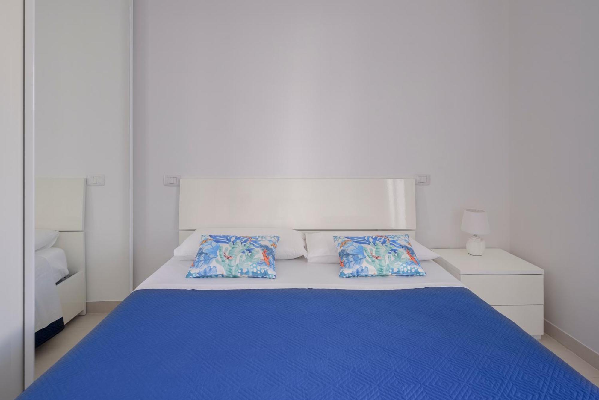 Dolcevitasuites - Modern 3 Bdr Villa In S. Lorenzo Reitani Екстериор снимка